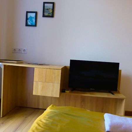 Live-Inn Stunning Apartment On Azneft Sq With President Palace & Old City Views Baku Exterior foto